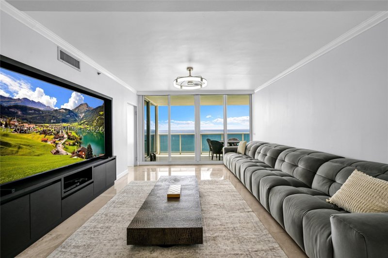 Aluguel de apartamento no Ocean Two 2704