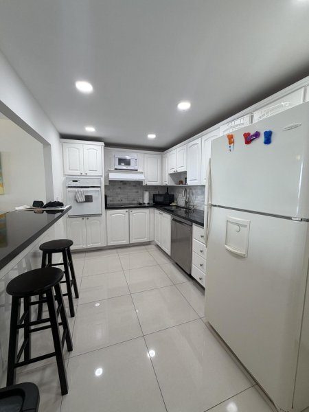 Apartment for rent at Ocean View 1103