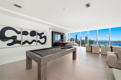 Comprar apartamento no Una Residences at Brickell PH-4001