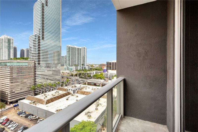 Property photo # 0