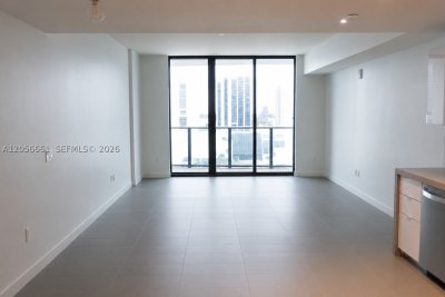Aluguel de apartamento no Canvas 1502