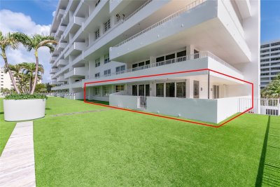Comprar apartamento en Commodore Club South 201