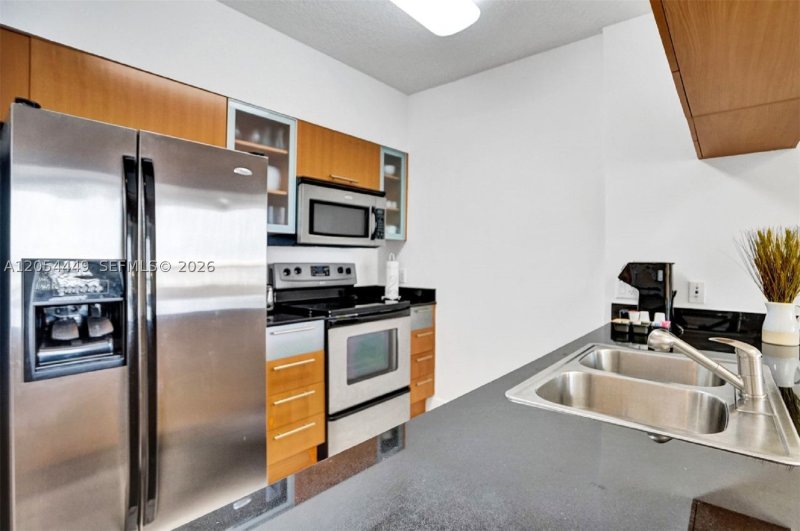 Apartment for rent at Opera Tower 2911