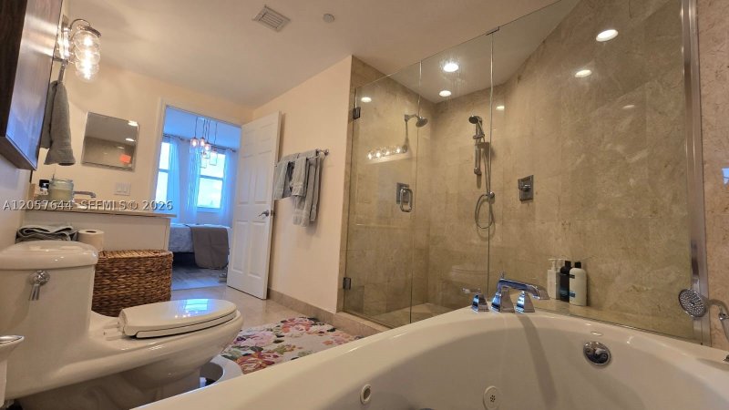 Apartment for rent at One Village Place 803