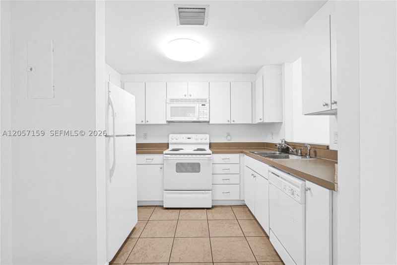 Comprar apartamento no Vue at Brickell 812