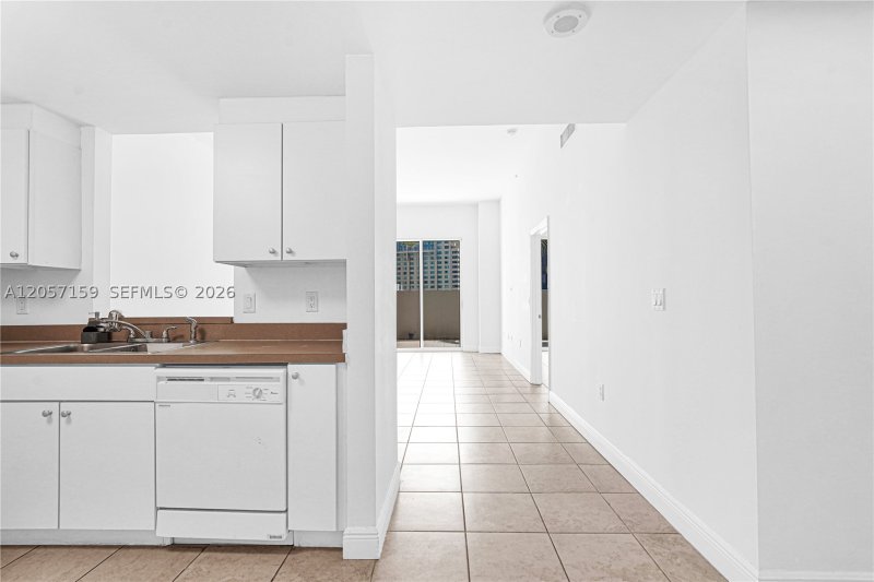 Comprar apartamento no Vue at Brickell 812