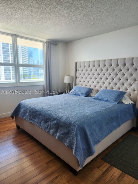 Aluguel de apartamento no Mark on Brickell 1807