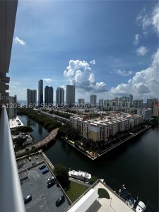 Comprar apartamento no Winston Towers 2102