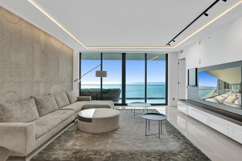 Property photo # 6