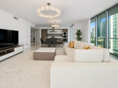 Aluguel de apartamento no Arlen House 4-802