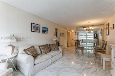 Comprar apartamento en Manatee 1101