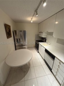 Comprar apartamento en Manatee 1101