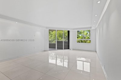 Alquiler de apartamento en Key Colony IV Botanica 207