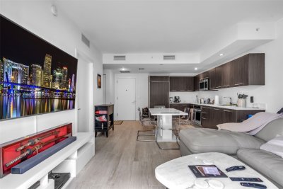 Comprar apartamento no Brickell Heights West 2407