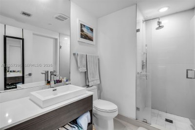 Comprar apartamento no Brickell Heights West 2407