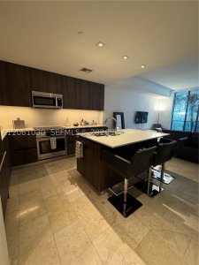Aluguel de apartamento no Brickell City Centre Rise 805