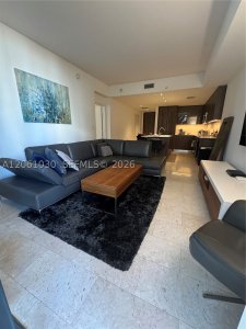 Aluguel de apartamento no Brickell City Centre Rise 805