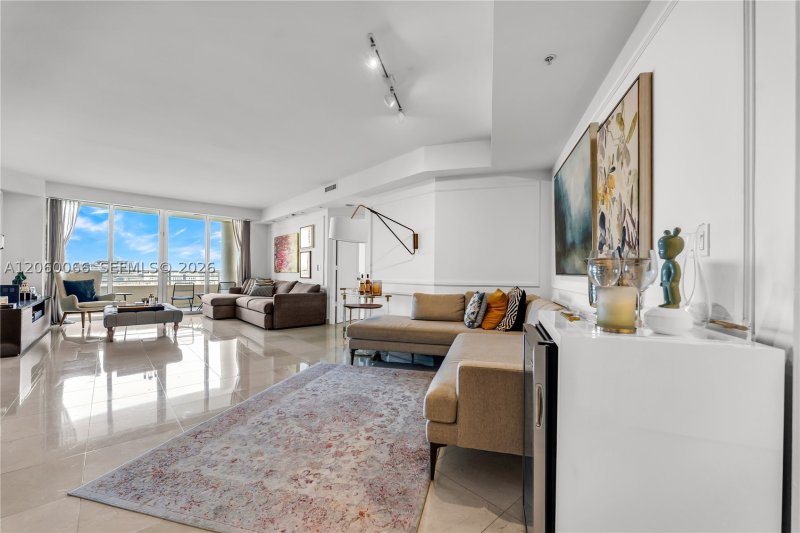 Comprar apartamento en Three Tequesta Point 1102