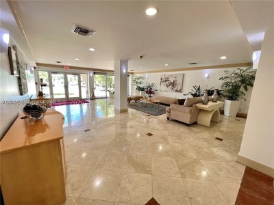 Comprar apartamento no Island Place At North Bay PH-H