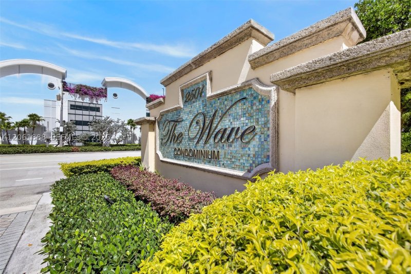 Alquiler de apartamento en The Wave Condo 719