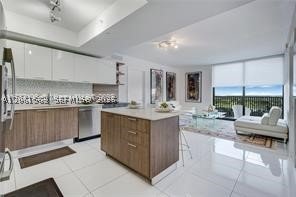 Apartment for rent at 5252 Paseo Doral 1404