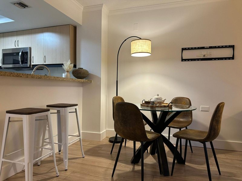 Condo for sale at The Mutiny 805