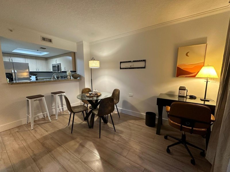 Condo for sale at The Mutiny 805