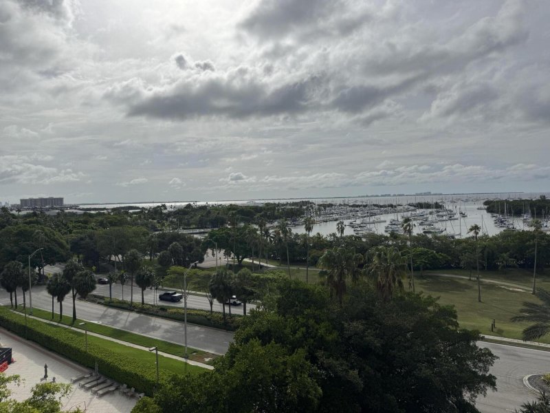 Condo for sale at The Mutiny 805