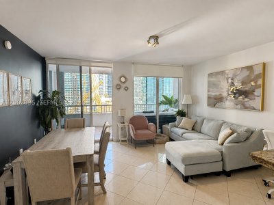 Sail at Brickell Apt #2007