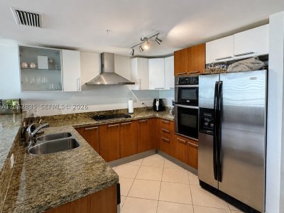 Comprar apartamento no Sail at Brickell 2007
