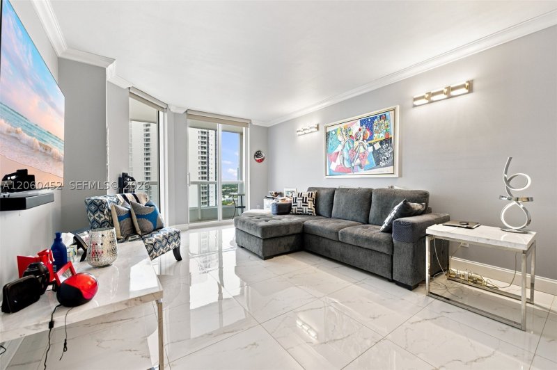 Comprar apartamento en North Tower at The Point 1502