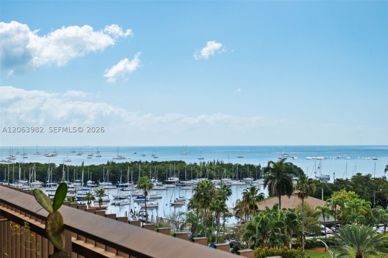 Condo for sale at Yacht Harbour 8E