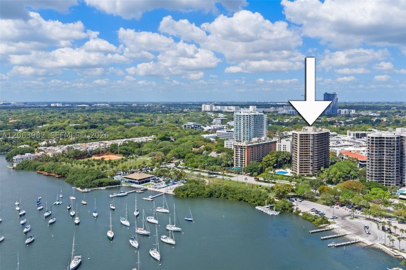 Condo for sale at Yacht Harbour 8E
