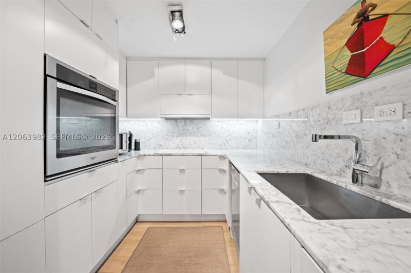 Condo for sale at Yacht Harbour 8E