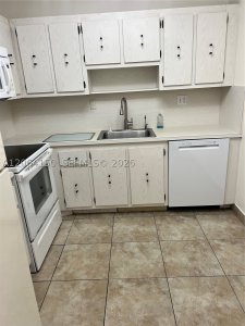 Aluguel de apartamento no Olympus Towers 1609
