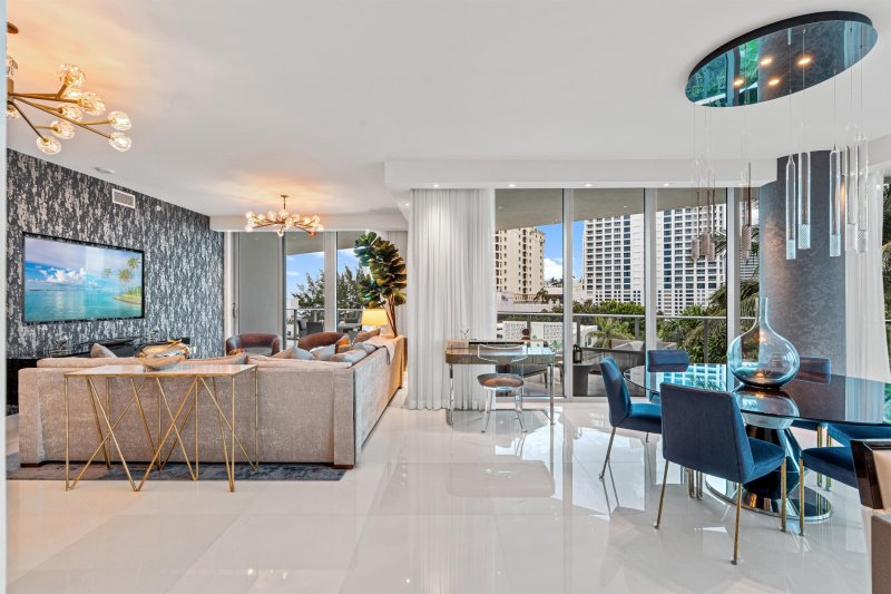 Condo for sale at Paramount Fort Lauderdale 405