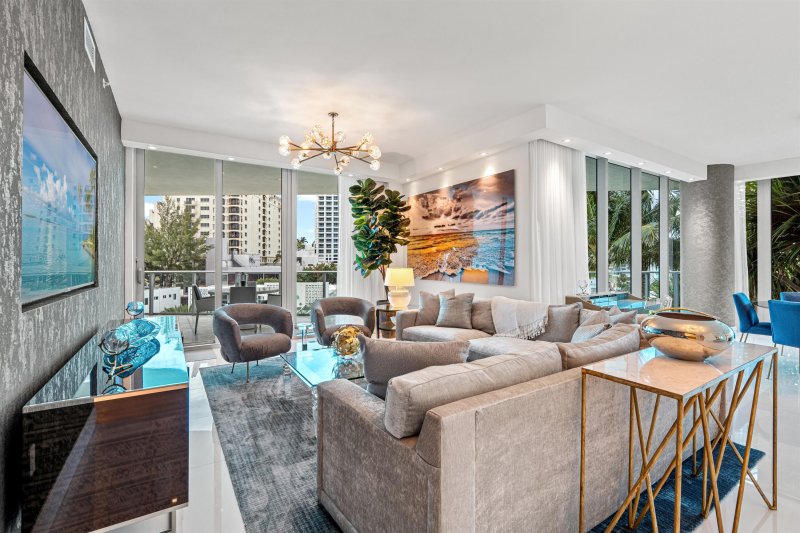 Condo for sale at Paramount Fort Lauderdale 405