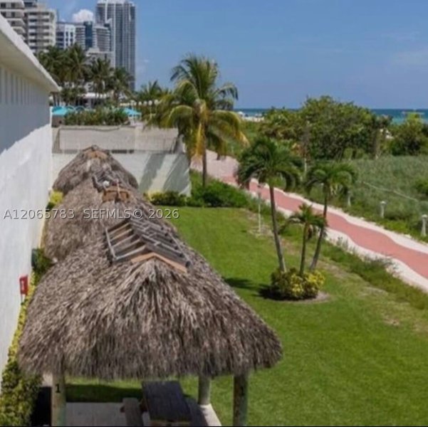 Condo for sale at Pavilion 714