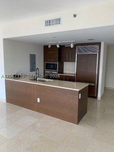Comprar apartamento no Icon Brickell Tower I 4902