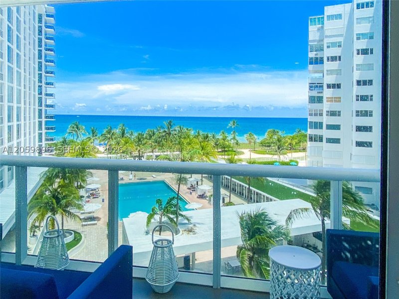 Apartment for rent at Harbour House 519