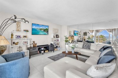 Aluguel de apartamento no Parker Plaza Estates 212