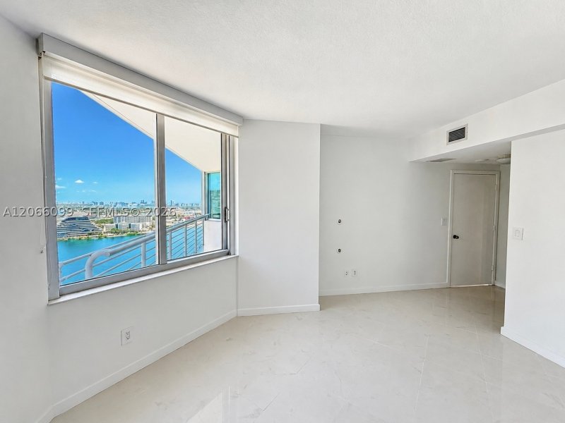 Alquiler de apartamento en One Miami West Tower 3408