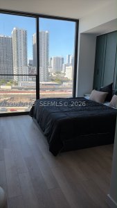 Aluguel de apartamento no E11EVEN Hotel & Residences 1204