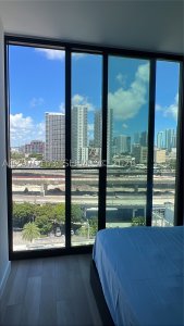 Aluguel de apartamento no E11EVEN Hotel & Residences 1204