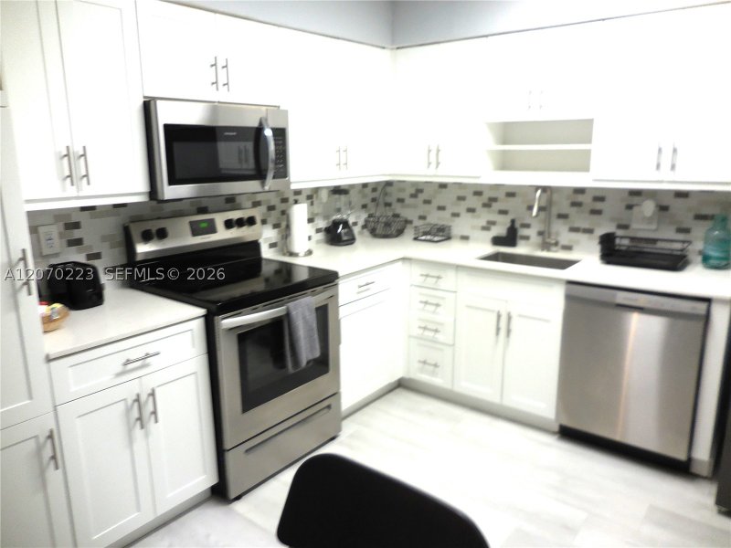 Property photo # 9