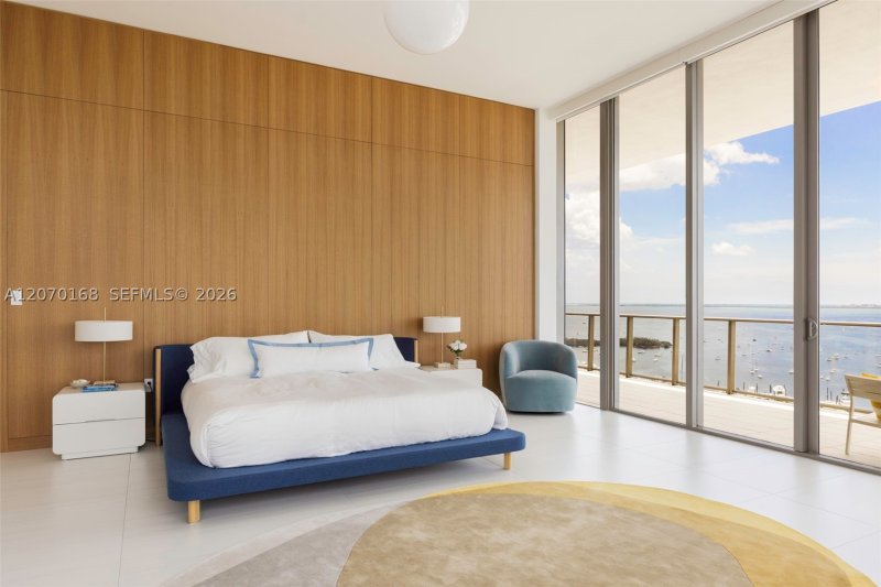 Comprar apartamento en Mr. C Residences Bayshore Tower 1801-02