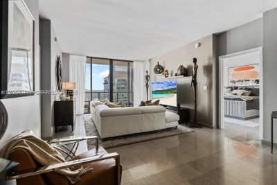 Brickell City Centre Rise Apt #3909