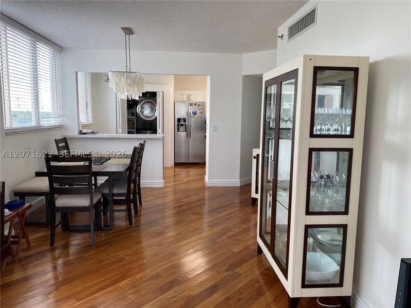 Comprar apartamento en Florida Tower 501