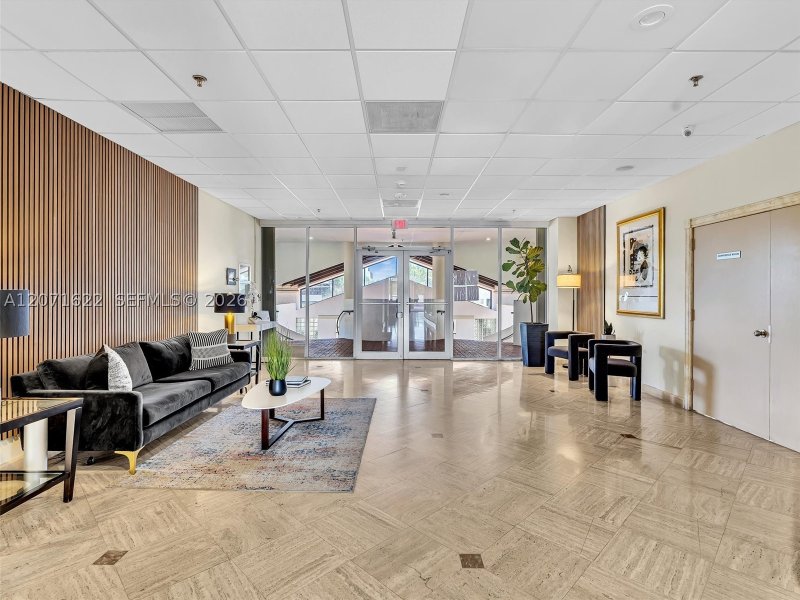 Comprar apartamento en Florida Tower 501