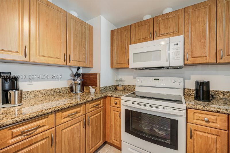Condo for sale at Douglas Grand 820
